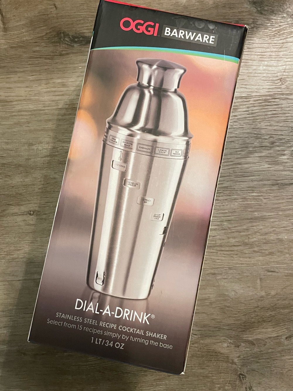 New in box OGGI Stainless Steel Dial-A-Drink Cocktail Shaker - Silver 34oz